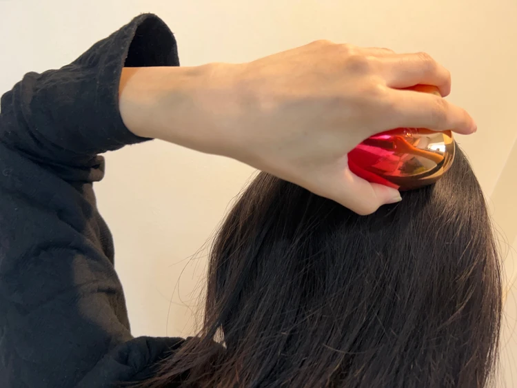 【リファ愛用者が本音レビュー】リファハートブラシで叶うサラツヤ髪!秘密の3段ピンと持ち運びの魅力、プレゼントにも!_4