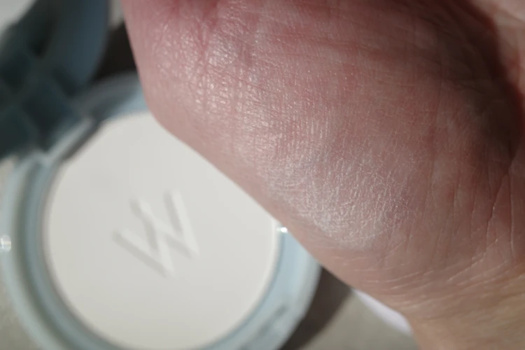 ウォンジョンヨ エアリーフィルターパクト アイスクリア