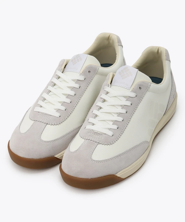 コロンビア　防水スニーカー　ホワイト