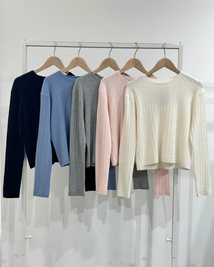 【全型レポ】ユニクロ2026春の新作ニットが可愛すぎた！_3