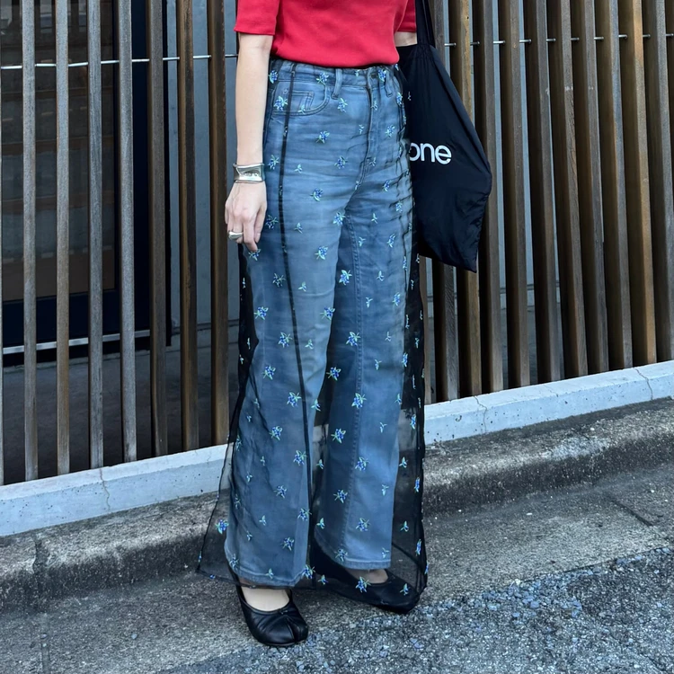 【骨格ウェーブ】いつものコーデに飽きたら赤！失敗しないカラートップス選びのコツ_4