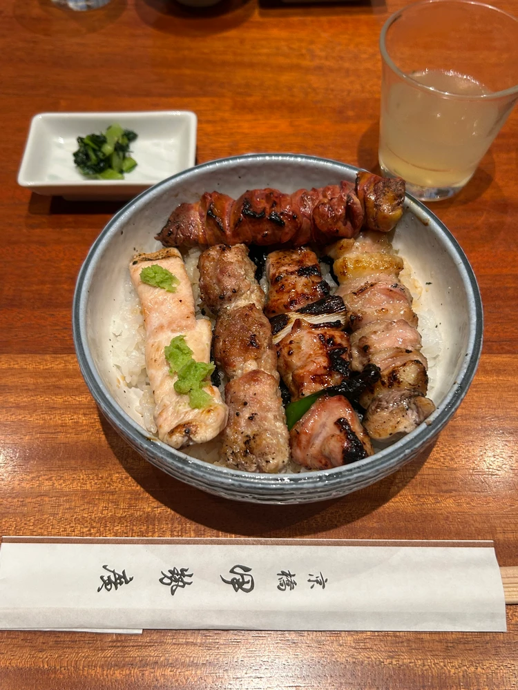 【東京駅ランチ】徒歩5分！老舗「伊勢廣 京橋本店」の焼き鳥丼を実食♡_3