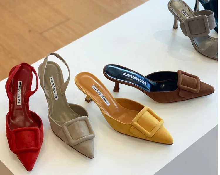 【マノロブラニクの名品】メイセールで彩る春の3コーデ♡_1_1