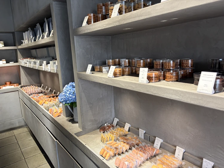 ジェラートも超絶品！芸能人御用達の名店パティスリー『PATISSERIE ASAKOIWAYANAGI(パティスリーアサコイワヤナギ)i』_2_3