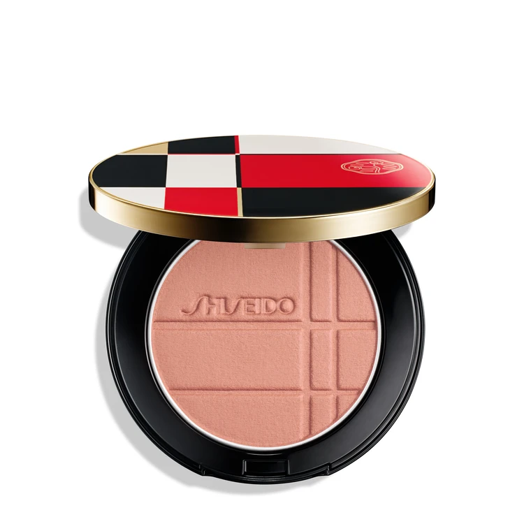 「SHISEIDO カラー＋グロウ エンハンサー」コーラルムーンストーン