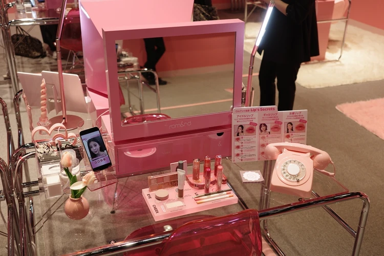 【rom&nd】	ロムアンド商事に入社！？話題の新作体験イベントレポ_6