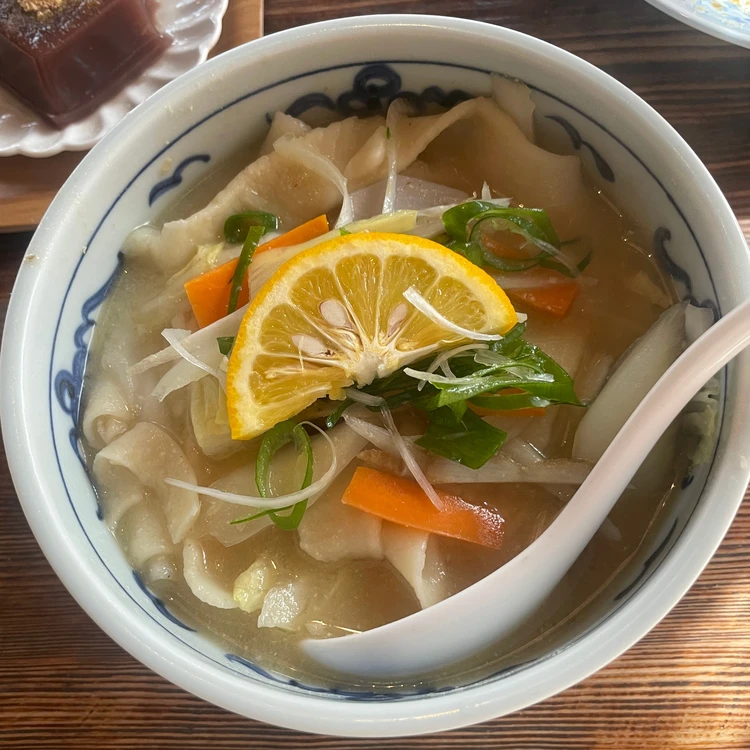 茶房信濃屋のだんご汁