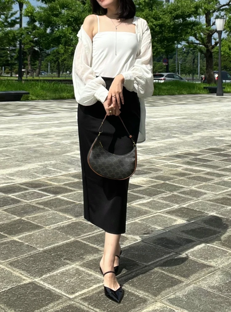 みんな持ってる⁈UNIQLO(ユニクロ)エアリズムコットンブラチューブトップを使った2コーデ_2