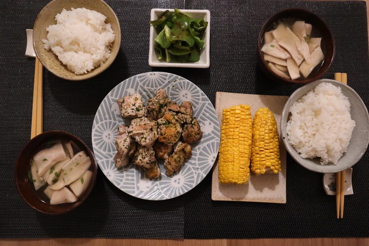うたまるごはん　かんたん　親子　ごはん　幼児食　レシピ　　本　とりわけ　のり塩チキン