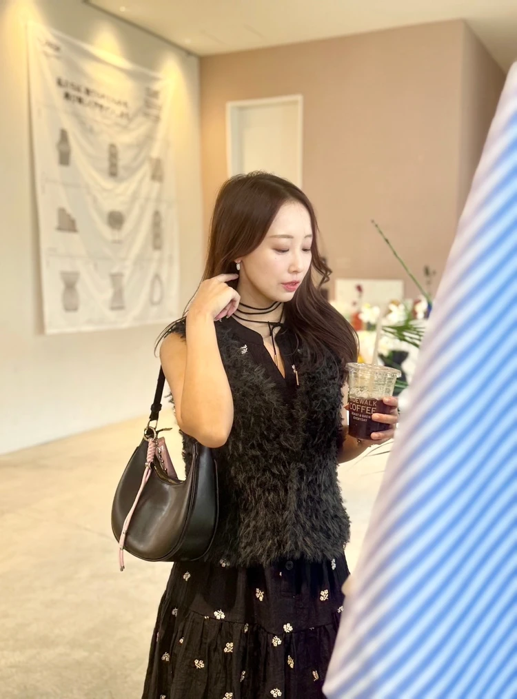 TORRAZZO DONNAのファンシーヤーンニットビスチェ