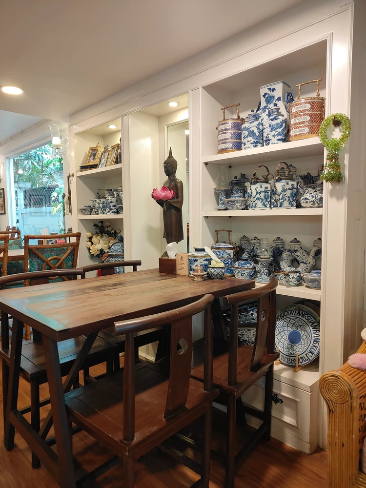Baan Langsuan Bangkok 店内
