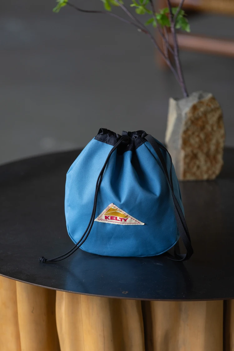 ころんとしたフォルムが愛らしいES キンチャク ショルダー