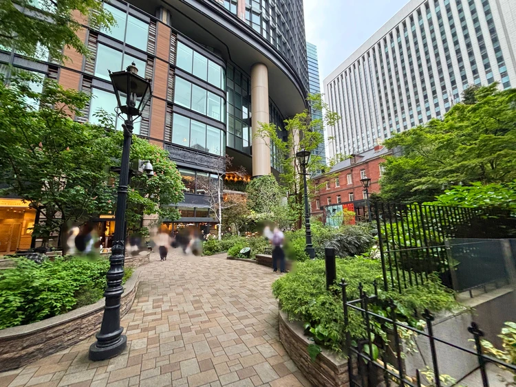 平日が狙い目！何度も行列で断念した丸の内カフェについにGO｜Café1894_2