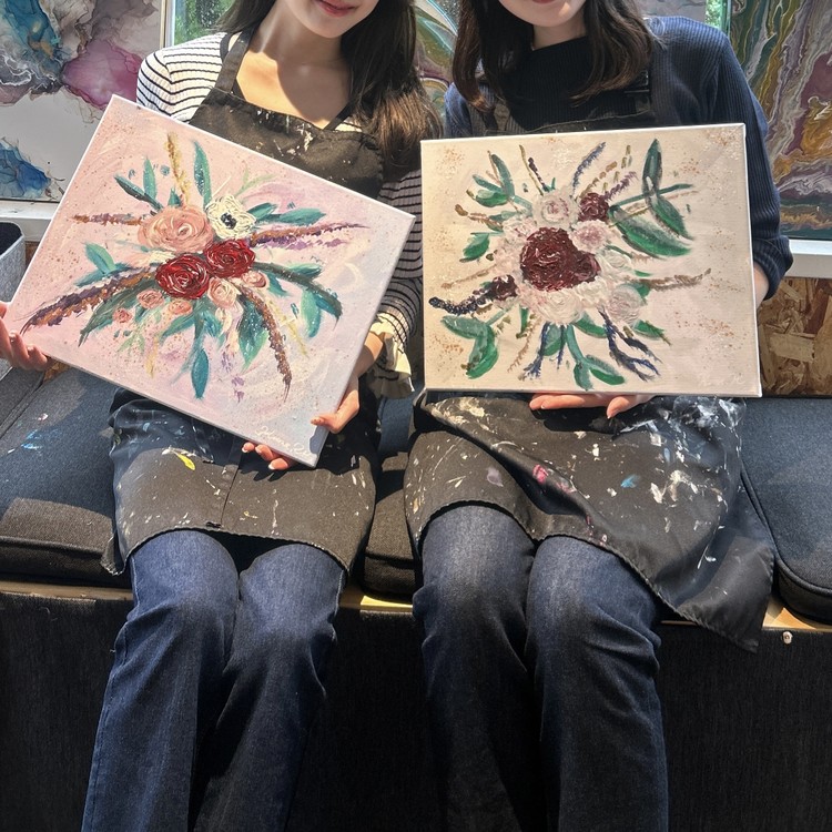 【アートバー】芸術の秋！初心者でも楽しめた手ぶらで大人のお絵描き体験_1
