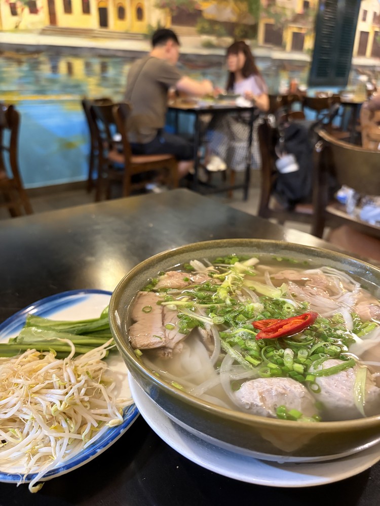 ベトナム　海外旅行　フォー　ベトナム料理