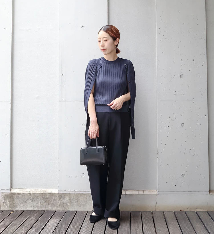 スローン　18Gワイドリブ シルク アンサンブル　プレス着用画像　