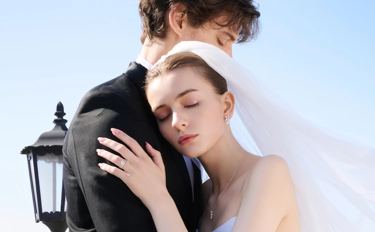 【ROYAL ASSCHER（ロイヤル・アッシャー）】新作ブライダルジュエリー登場。ブライダルフェアの開催も