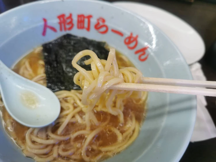 【希少】人形町で満足感◎なワンコイン！ラーメン【喜色満麺】_3
