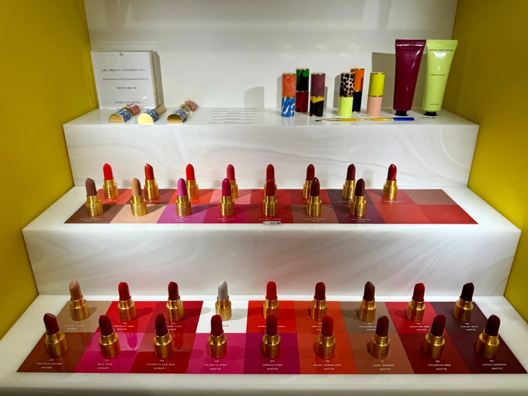 持つだけで気分が上がる♡ドリスヴァンノッテンのリップの魅力と取扱店舗まとめ_3_1