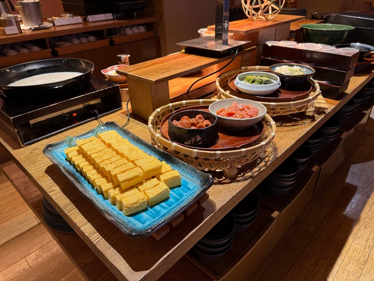 「YYgrill」和食も揃っています