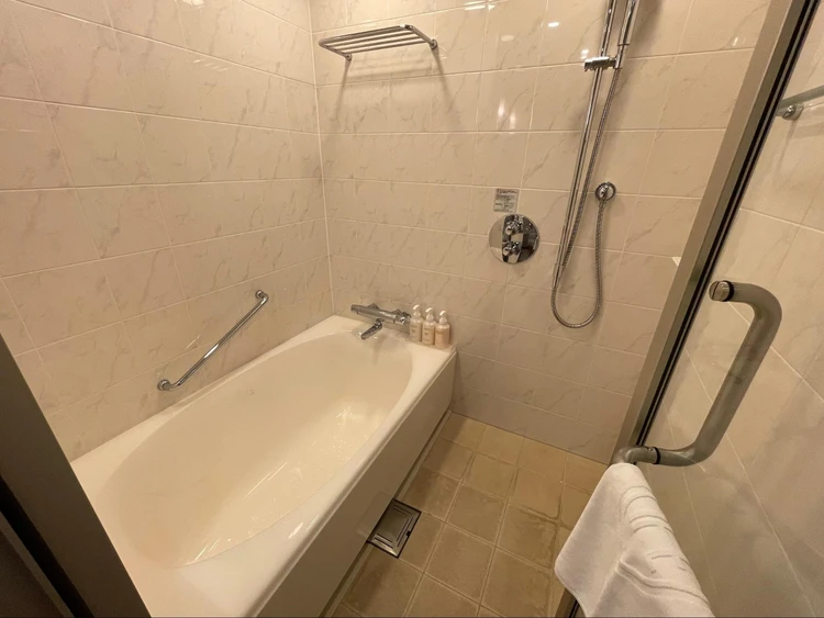 アクセス抜群！九州 福岡旅行訪れる「ザ ロイヤルパークホテル 福岡」_10