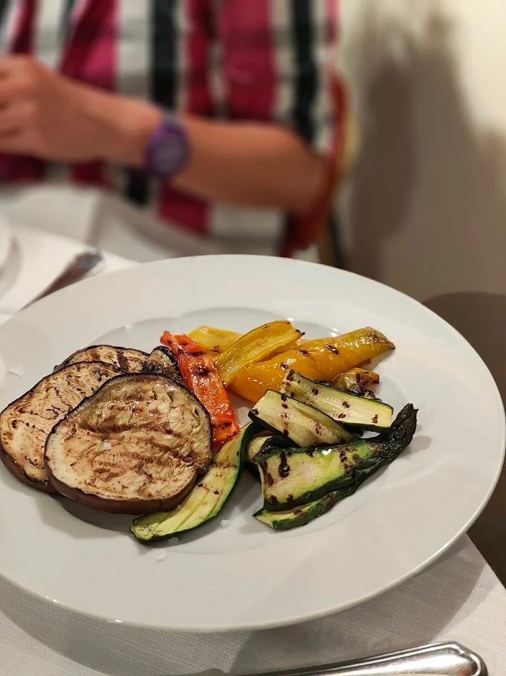 イタリア　アオスタ　レストラン　グルメ　La Grenette