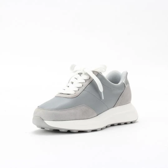 銀座かねまつ　ハンズフリースニーカー　スレート シルバー