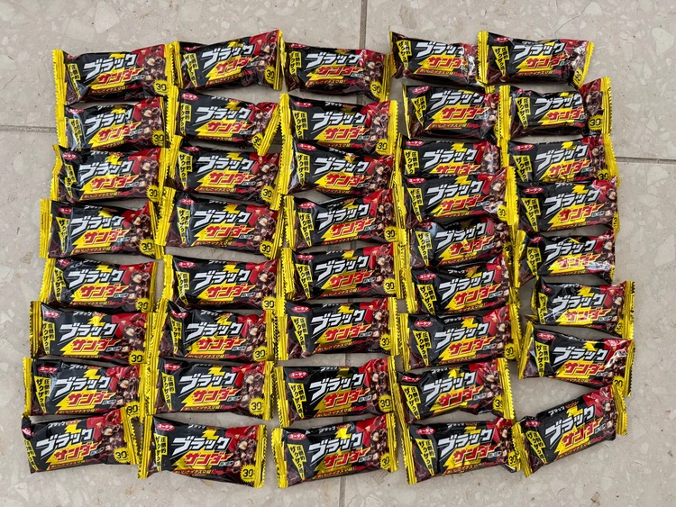 【ブラックサンダー工場⚡️】限定のアイスと大興奮の詰め放題をレポート！#アイス部_8