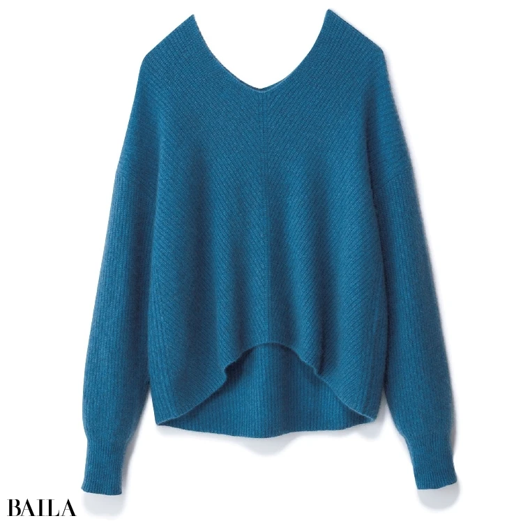 【着やせニット部門】【3位】アダム エ ロペの前後Vニット ¥15000