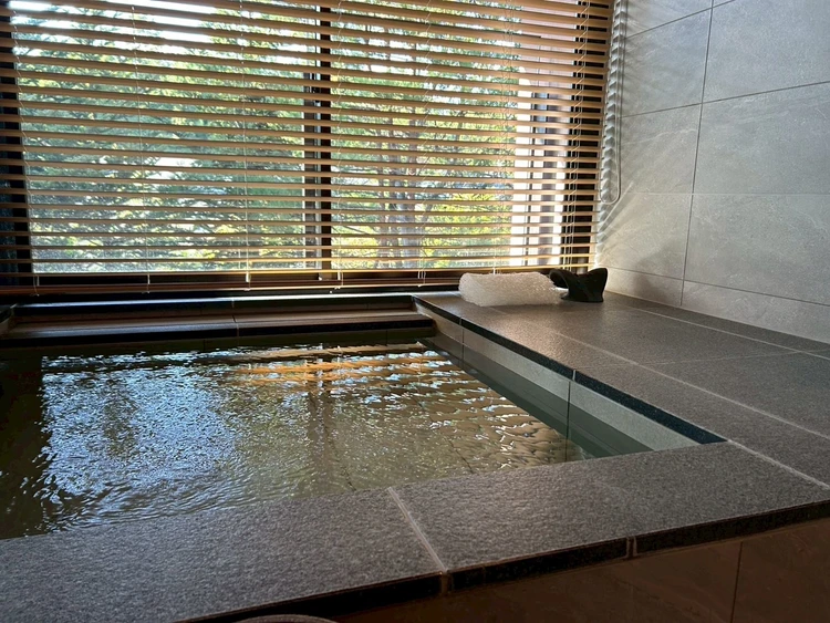 客室内の露天風呂