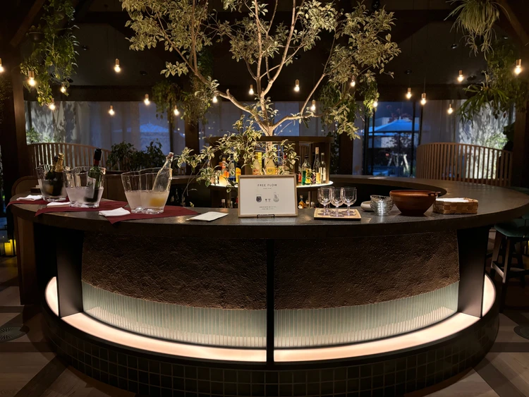 ラウンジとフリーフロー