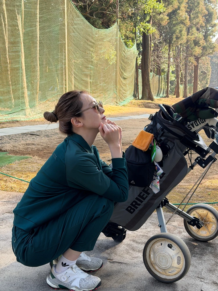 30代スポーツカジュアル好きのお気に入りゴルフコーデ_3_2