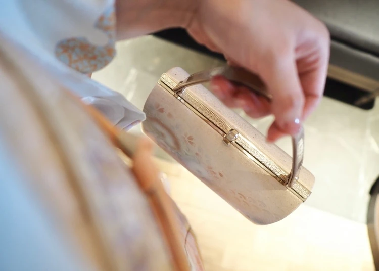 ジャヌ東京のアフタヌーンティーを訪問着で/ 東京タワーを望む非日常のご褒美時間_3_2