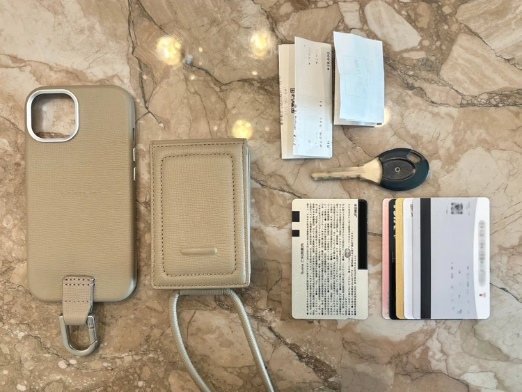 荷物を減らしたい人へ。objcts.ioのスマホケースを新調_6
