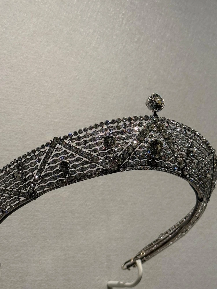アートの街メルボルン|NGVカルティエ展の光と宝石の世界_19_1