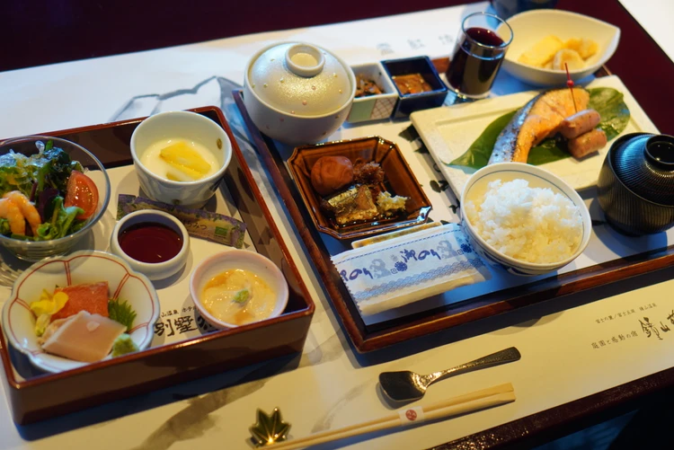 【富士旅行①】非日常を味わう極上ステイ!お部屋から富士山を独り占めできる”別墅然然”宿泊レポート_7_2