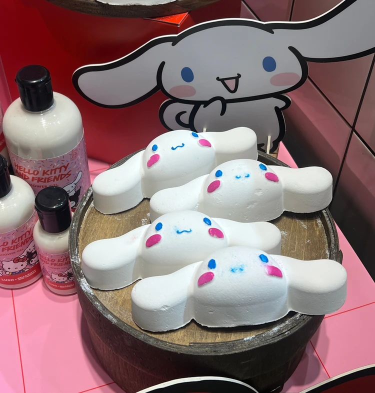 ラッシュ シナモロール コラボ