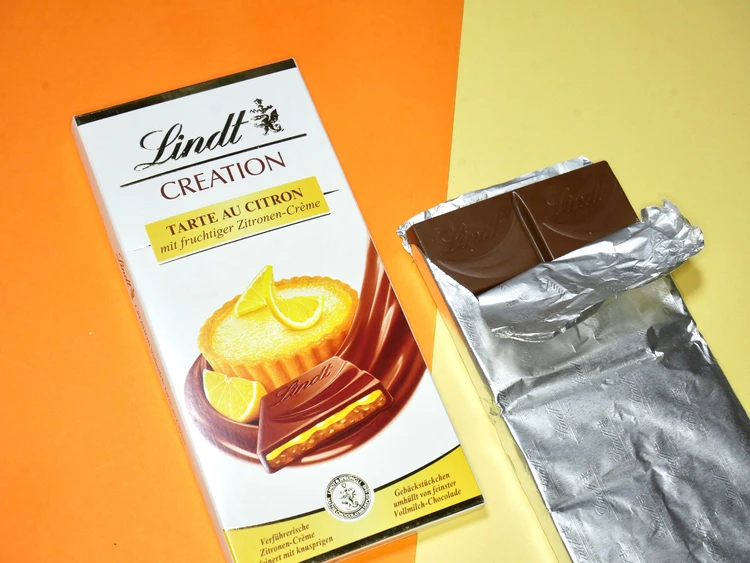リンツ　クリエーション タルトシトロン　パッケージ