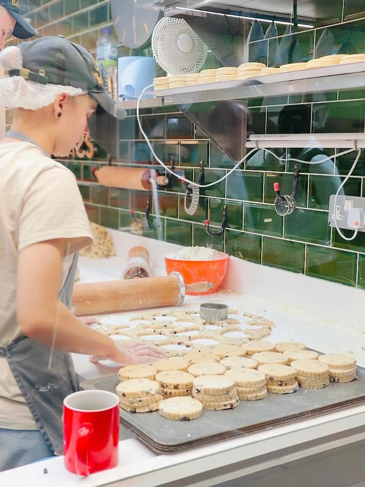 カーディフ　ウェルシュケーキ