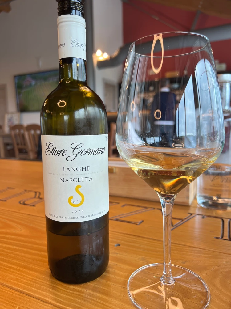 一生に一度は訪れたい。イタリアワインの贅沢旅【バローロ編】_10_2