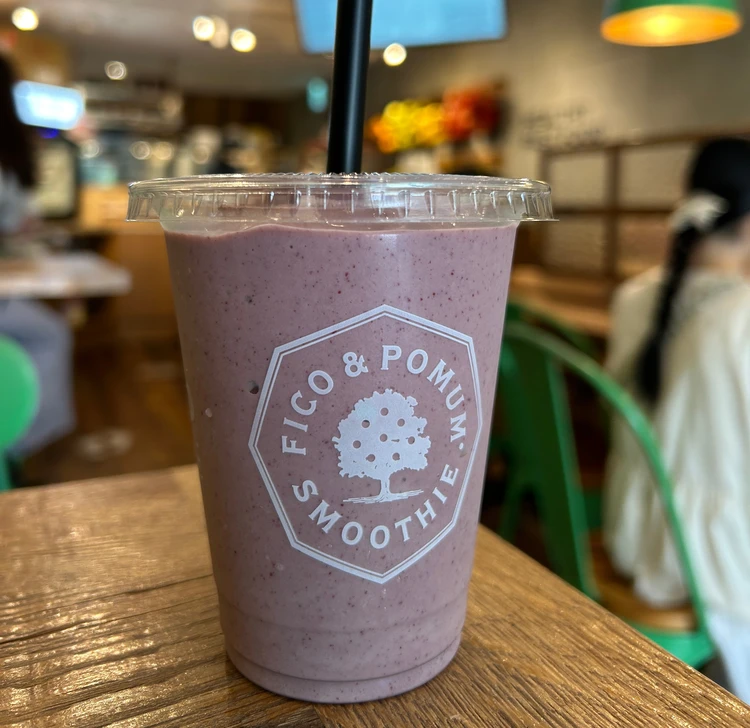 【青山グルメ】もったり濃厚スムージー好きが推す『F&P SMOOTHIE CAFE』_2