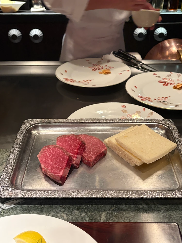 シャングリ・ラ なだ万で鉄板焼きランチ_7