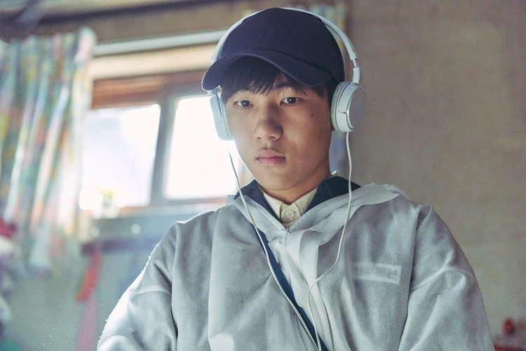 ムーブ・トゥ・ヘブン:私は遺品整理士です グル(タン・ジュンサン)ソロカット