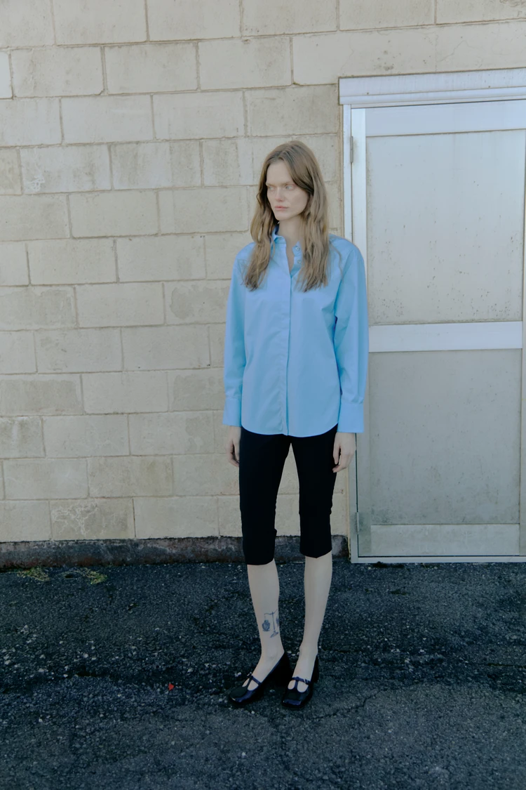 懐かしさをモダンに落とし込んだカプリパンツ＜Kyla Capri Pants＞