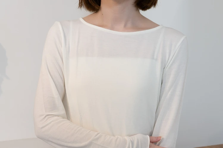 【無印良品週間】12月まで着れる、温かいシアーTシャツ_2