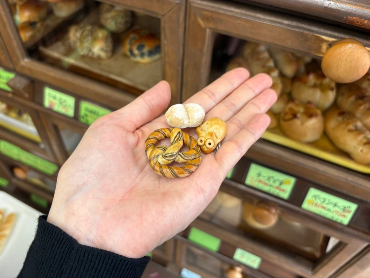 【兵庫・丹波篠山】一口サイズのパンが並ぶお店！「ちいさなパン畑」に行ってみた_3_1