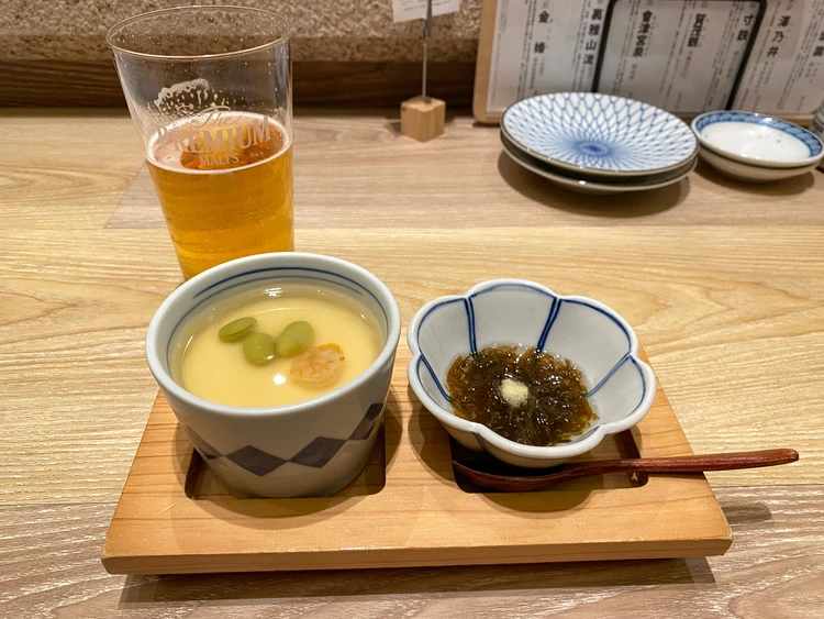 お通しの茶碗蒸し、もずく