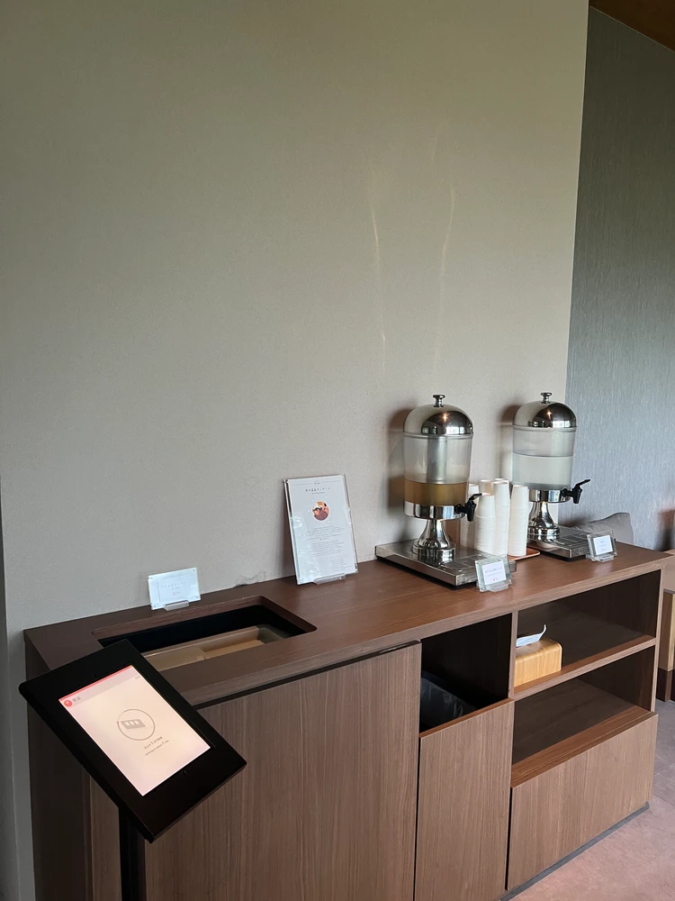 ドリンクとアイスキャンディー