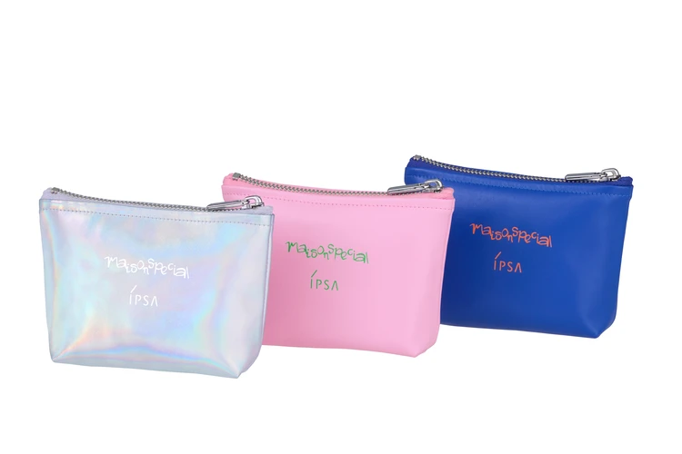2025 クリスマスコフレ ホリデー 限定品 IPSA イプサ キット付属のポーチの写真 オーロラ、ピンク、ブルーから1品選択可能(素材:合成皮革 サイズ:H 110mm x W 145mm x D 33mm)