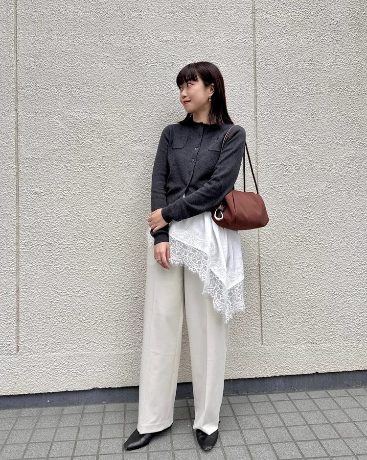 【リレー連載企画vol.3】「ユニクロ・GUの指名買いアイテム」2色買いした"ユニクロのタックワイドパンツ"_4